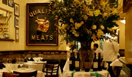 Đại gia xứ Trung chi 50 tỉ cho một bữa trưa