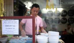 Quán bún bò 1000 đồng cho người nghèo của chàng trai gốc Huế 