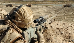 Lính bắn tỉa giỏi nhất nước Anh ám ảnh vì phải nhặt thi thể đồng đội