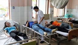 Hơn 30 công nhân ở Sài Gòn nhập viện vì hít phải mùi sơn