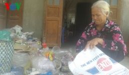 Chân dung bà lão nhặt ve chai nhận bằng cử nhân Luật ở tuổi gần 60