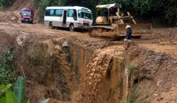 Mưa lớn, sạt đường chia cắt các xã biên giới tỉnh Lai Châu