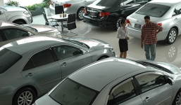 '1 cổ 15 tròng' thuế, phí - ô tô giá rẻ chỉ là mơ?