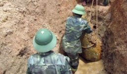 Đúc móng nâng cấp đường điện, phát hiện bom nặng 400 kg chưa kích nổ 