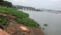 Cách nhau vài giờ, hai xác chết lần lượt nổi cùng một khúc sông