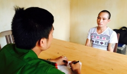 Bắt gặp vợ trong tình trạng “thiếu vải” với người khác, chồng tống tiền tình địch