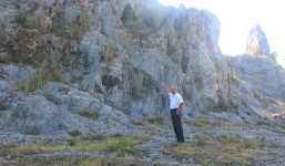 5 người Trung Quốc đánh cắp kho báu ở chân núi Ngũ Nhạc