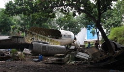 TPHCM: Chiếc Boeing 707 đầu tiên của VN bất ngờ bị 'xẻ thịt'