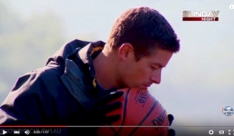 Video ném bóng vào rổ từ độ cao 126,5m gây sốt với 1,5 triệu lượt xem