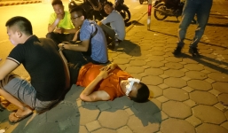 Video: Bị đánh khi quay 'lập chốt'