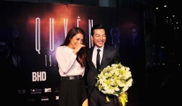 Trương Ngọc Ánh cười rạng rỡ tình cảm bên Trần Bảo Sơn