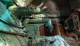 Hoảng hồn đôi nam nữ bị tạt axit ngay trong xế hộp