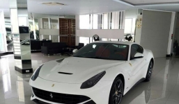 Cuộc đổ bộ của hàng loạt siêu xe về Việt nam tháng 6