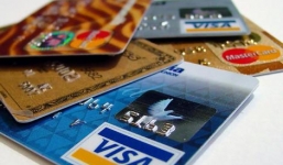 Tránh bẫy lãi suất cao khi dùng thẻ tín dụng