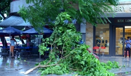 Hà Nội chỉ đạo ứng phó với diễn biến phức tạp của bão số 1