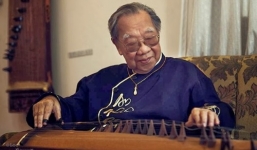 Video: Giáo sư Trần Văn Khê hát  vọng cổ
