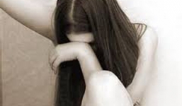 Rủ bé gái đi nhậu rồi “quan hệ”, 5 thanh niên bị bắt