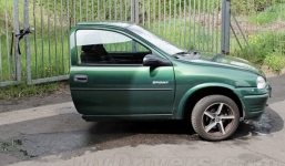 Sự thật đằng sau video cưa đôi mọi tài sản khi chia tay vợ