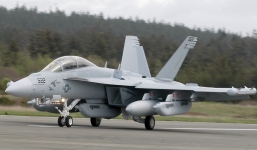 Video: Sức hủy diệt khủng khiếp của máy bay tấn công điện tử Mỹ