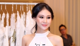 Ngẩn ngơ ngắm Thanh Trúc đẹp dịu dàng trên sân khấu