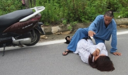 Hà Nội: Thiếu nữ bị bạn trai quen qua Zalo cưỡng bức giữa đường