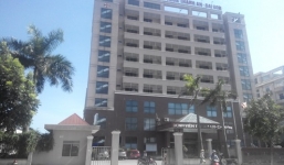 Một giáo viên nhảy từ tầng 6 của bệnh viện tự tử