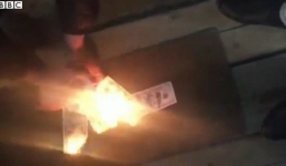 Video: Rộ trào lưu thách thức đốt tiền qua mạng xã hội