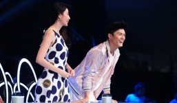 Thủy Tiên 'tung chiêu' dụ thí sinh vừa đá bóng vừa nhảy