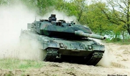 Quan sát xe tăng hiện đại nhất thế giới Leopard 2A6 chiến đấu