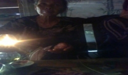 Hài hước màn xem lá cây đọc thơ phán bệnh của thầy bói U80