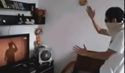 Video: Màn chém hoa quả bá đạo đến mức khó tin trên màn hình TV