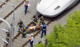 Hành khách tự thiêu trên tàu cao tốc Nhật Bản