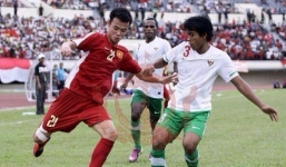 Cựu tiền đạo U19 Việt Nam tiếp tục tỏa sáng tại giải VĐQG Lào