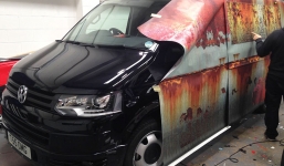 Biến xe mới thành 'đống sắt gỉ' để chống trộm