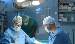 Kì lạ một quả thận được 'tái sử dụng' nhiều lần