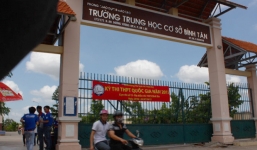 Thí sinh bị đình chỉ quay lại trường thi 'quậy', đòi thi tiếp