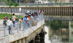 TP HCM chỉ đạo soạn quy định chống câu cá trên các con kênh