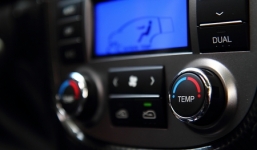 Điều hòa ôtô “ngốn” xăng cỡ nào?