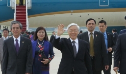 Video: Chuyên cơ chở TBT Nguyễn Phú Trọng hạ cánh tại thủ đô Washington, bắt đầu chuyến thăm Mỹ