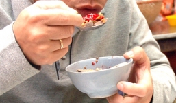 Tử vong vì ăn tiết canh