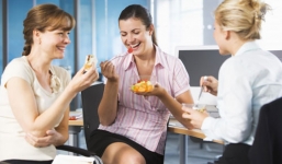 Bữa ăn của dân văn phòng và những điều cần biết