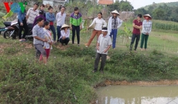 Theo bà ra bờ ao, ba chị em chết đuối thương tâm