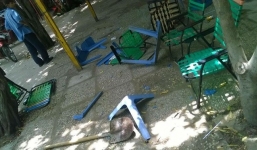 30 giang hồ Sài Gòn, xông vào chém cả gia đình con nợ