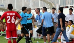 Trọng tài V-League bị báo nước ngoài chê tả tơi