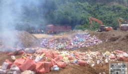 Cận cảnh 670 tấn thịt đông lạnh 40 năm vào Trung Quốc bị tiêu hủy