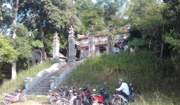 Phát hiện thi thể người đàn ông trong đình làng