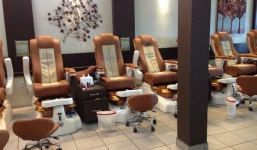 Cậu bé phụ việc thành ông chủ trăm tỉ trên đất Mỹ