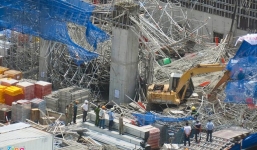 Vụ sập giàn giáo 17 tầng: Lời kể của người sống sót