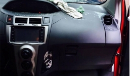 Bắt quả tang hai nam sinh ném đá ô tô cao tốc Nội Bài - Lào Cai 'cho vui' 