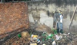 Vụ trọng án ở Bình Phước : Xem cảnh sát tỉ mỉ dò tìm vật chứng